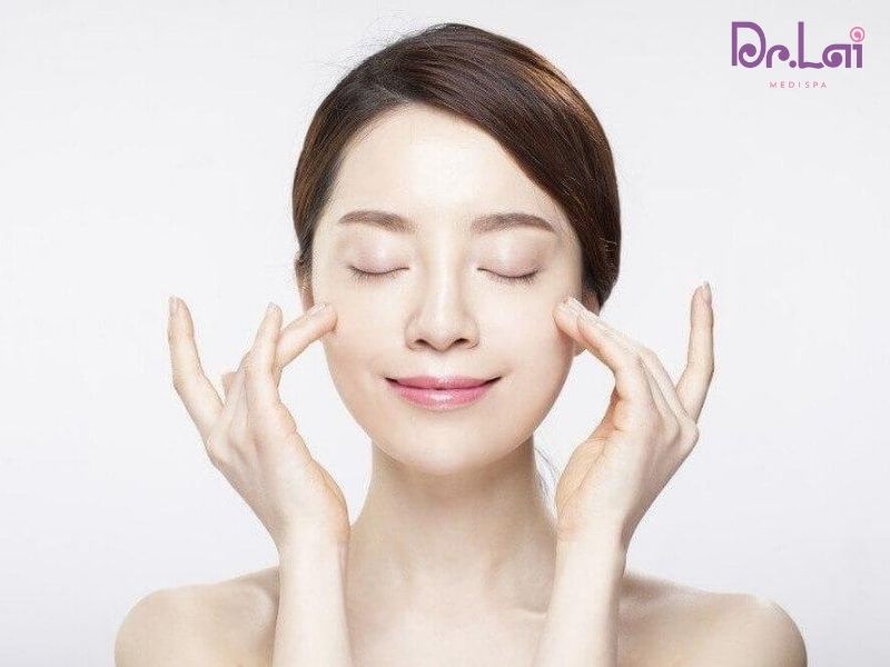Căng da xóa nhăn giúp bạn tươi trẻ hơn